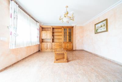 Detached-Villa-for-sale-in-La-Marina--12---Portals-