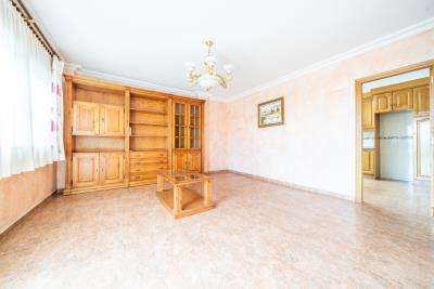 Detached-Villa-for-sale-in-La-Marina--13---Portals-