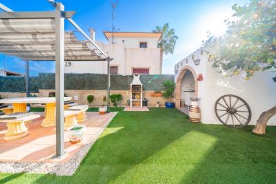 Detached-villa-for-sale-in-La-Marina--11---Portals-