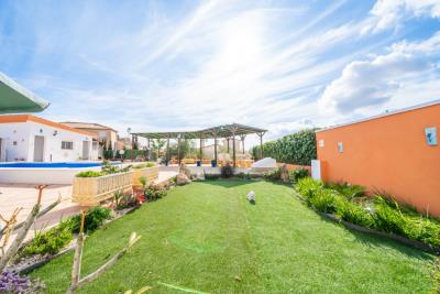 Villa-for-sale-in-La-Marina--9---Canva-