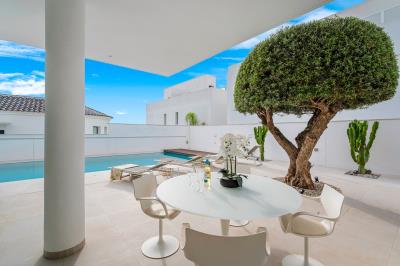 Luxury-Villa-for-sale-in-Costa-Blanca--5---Portals-