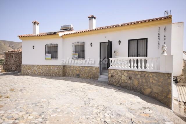 Image No.1-3 Bed Villa for sale