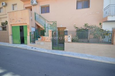 1 - Almeria, Townhouse