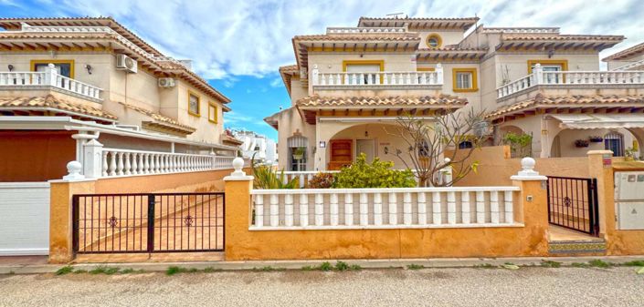 Image No.1-Maison de ville de 3 chambres à vendre à Cabo Roig