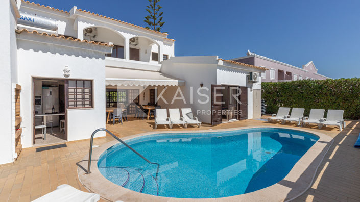 Image No.1-5 Bed Villa for sale