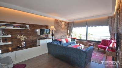 2411-central-seafront-apartment-in-alanya-equipped-with-quality-materials-642eab7a6e1ed