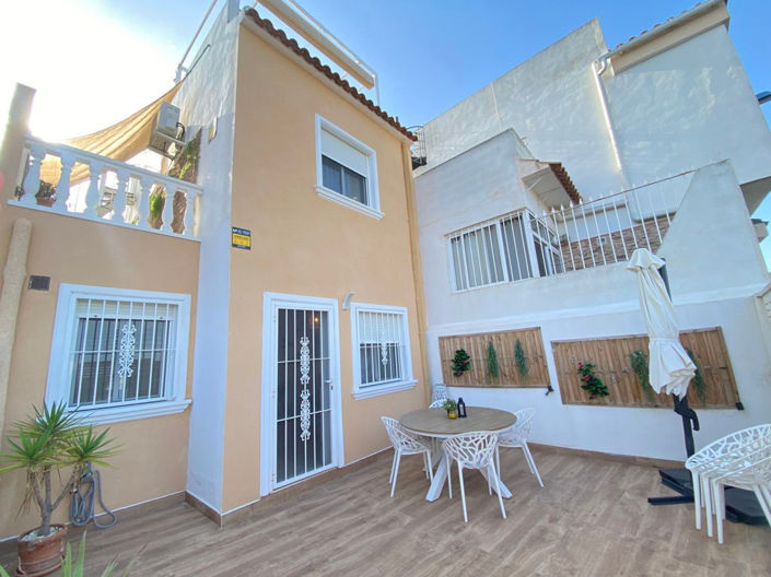 Image No.1-3 Bed Villa for sale