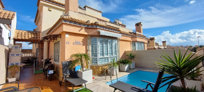 Image No.1-3 Bed Villa for sale