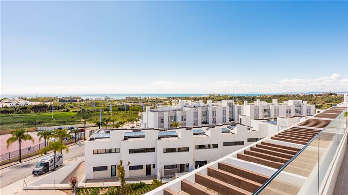 Image No.1-Penthouse de 2 chambres à vendre à Estepona