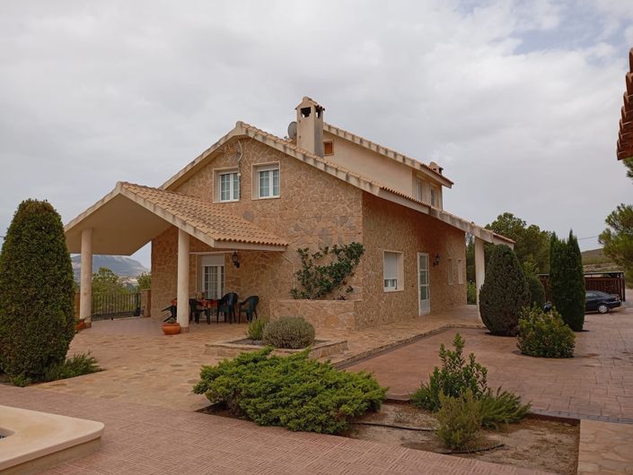 Image No.1-5 Bed Villa for sale