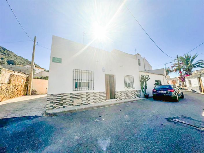 Image No.1-Propriété de 7 chambres à vendre à Almeria