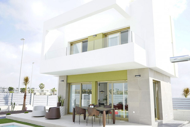 Image No.1-3 Bed Villa for sale