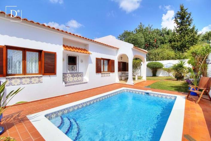 Image No.1-5 Bed Villa for sale