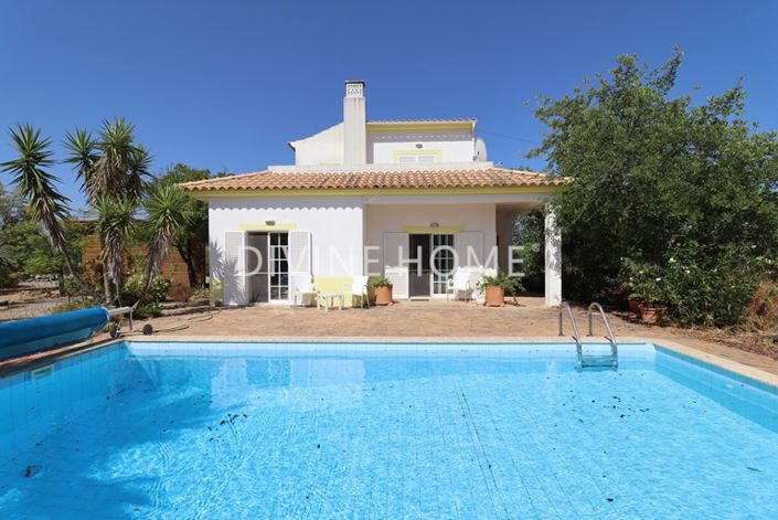 Image No.1-3 Bed Villa for sale