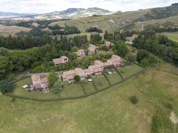 Borgo_Mazzolla_Inserimento_DJI_0718_HD_02-copia