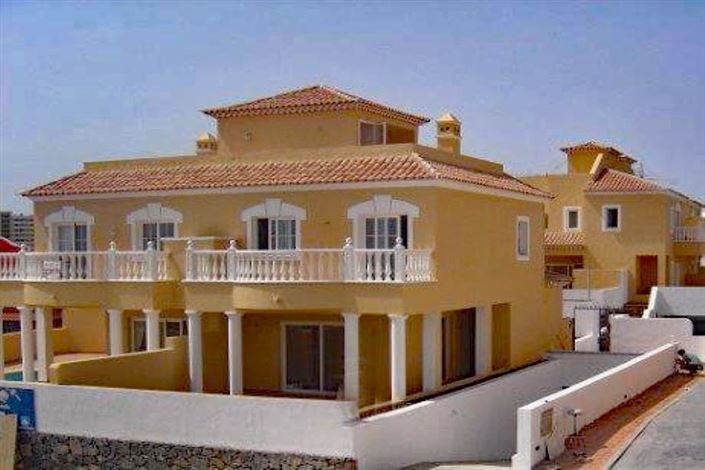 Image No.1-3 Bed Villa for sale