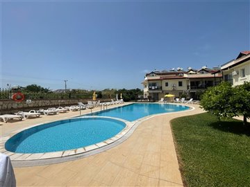 3-Bed Calis Penthouse- Communal Pool