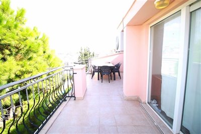 Modern Apartment In Altinkum For Sale –Large Balcony