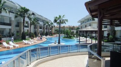 Modern Sea View Side Apartment - Huge tropical style pool