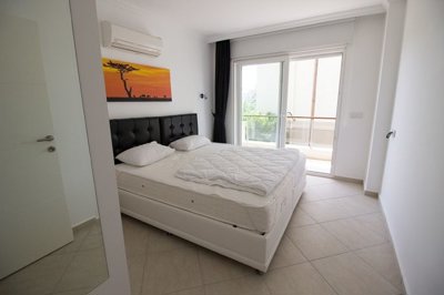 Nature View Apartment In SIde - Rear bedroom with side balcony