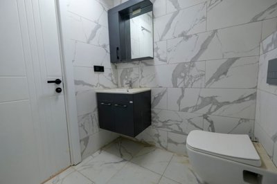 Newly Built Alanya Duplex Penthouse for Sale in Oba - Guest WC