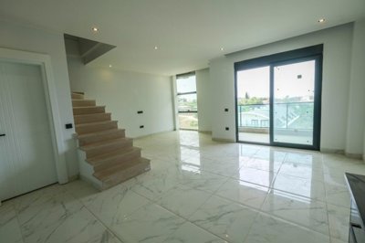 Newly Built Alanya Duplex Penthouse for Sale in Oba - View from the kitchen to the lounge area