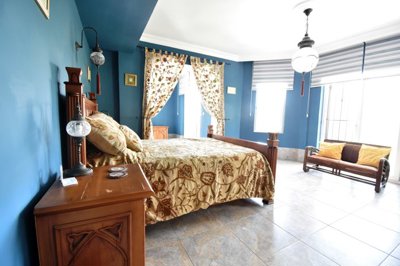 Expansive Detached Villa In Fethiye For Sale with Pool - Huge master bedroom with traditional furnishings