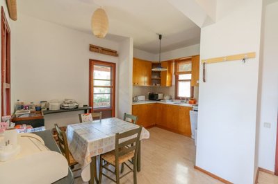 Pristine Semi-Detached Gocek Property in Fethiye For Sale - Open-plan living space