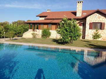 A Rural Dalyan Bungalow For Sale - A beautiful bungalow with private pool and vast land plot