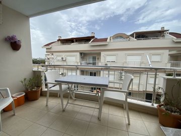 An Unmissable Two-Bedroom Didim Property For Sale – Spacious balcony with seating