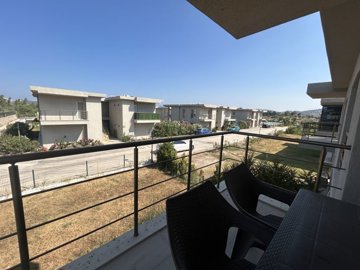 A Modern Bodrum Apartment For Sale On a Small Complex - Shady balcony with surrounding views