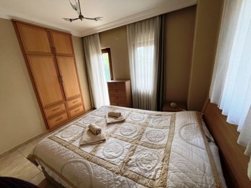 Beautiful Dalyan Ground-Floor Apartment For Sale Near The Town - Gorgeous bedroom with fitted wardrobes