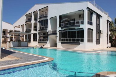 A Lovely Value For Money Didim Apartment For Sale – A large communal pool and sun terraces