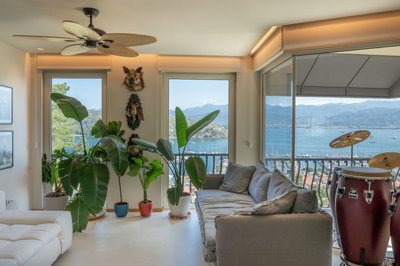 A Magnificent Sea View Fethiye Property For Sale - Full sea views from the living space