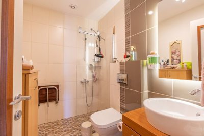 A picturesque Garden Duplex Apartment in Fethiye For Sale - Stylish bathroom