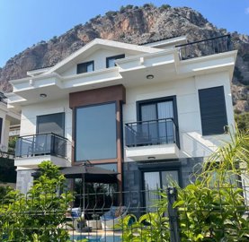 Detached Luxurious Triplex Fethiye Villa For Sale - A stunning location on the hillside