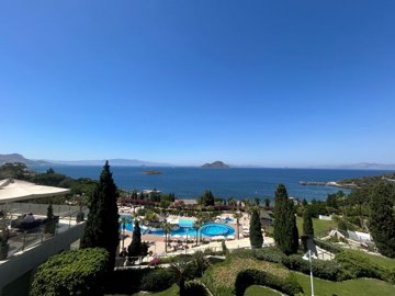 Divine Sea View Bodrum Garden Apartment In Gumusluk For Sale – Picturesque sea views from the apartment