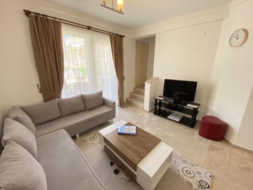 Adorable 3-bedroom semi detached Triplex villa for sale - Bright and spacious lounge