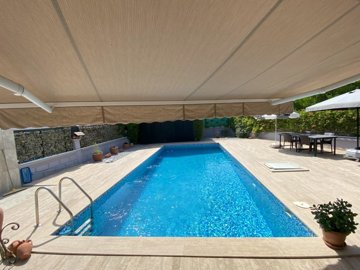 A Flawless Modern Dalyan Property For Sale In Turkey - Extendable canopy for shade over to the pool