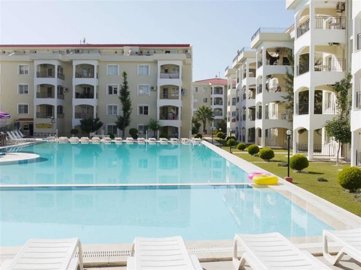 Great Location Didim Apartment For Sale – Large communal pools and terraces