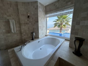 Exquisite  Villa For Sale With Sea Views Near Bodrum - Jacuzzi in the master bedroom