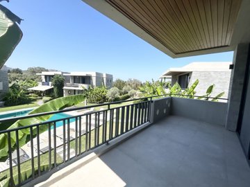 An Immaculate Terrace Apartment For Sale In Bodrum - Balcony with surrounding views