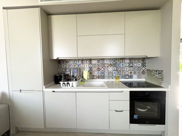 An Immaculate Terrace Apartment For Sale In Bodrum - Gorgeous fully fitted kitchen