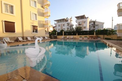 Delightful Furnished Apartment For Sale In Altinkum – Shared pool with sun terraces