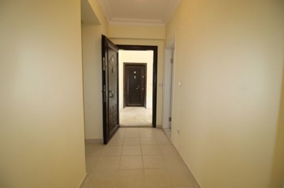 Delightful Furnished Apartment For Sale In Altinkum – Long hallway