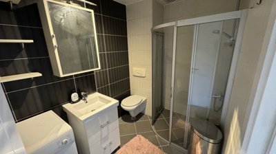 Gorgeous Belek Apartment In Antalya For Sale - Modern family bathroom