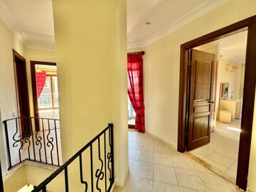 A Charming Detached Villa For Sale In Fethiye - Upper floor landing