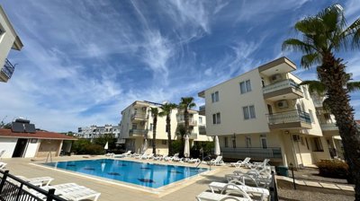 A Great Located Apartment In Belek, Antalya For Sale - An established complex with communal pool