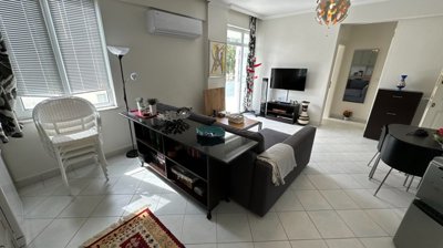 A Great Located Apartment In Belek, Antalya For Sale - Bright living space with access to balcony