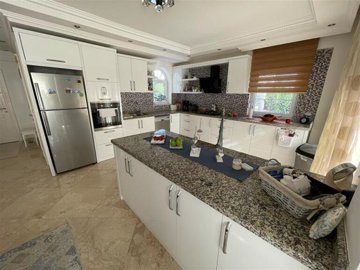 A Glamorous Villa With A Private Pool For Sale in Belek, Antalya - Huge fully fitted kitchen with island